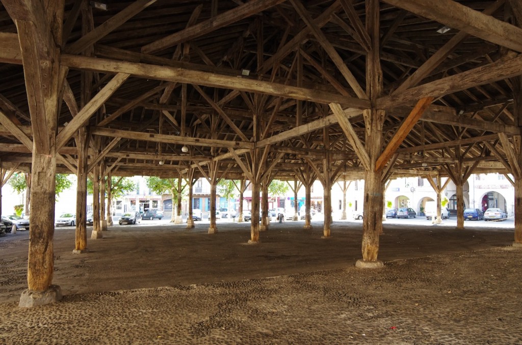 La halle de Beaumont de Lomagne