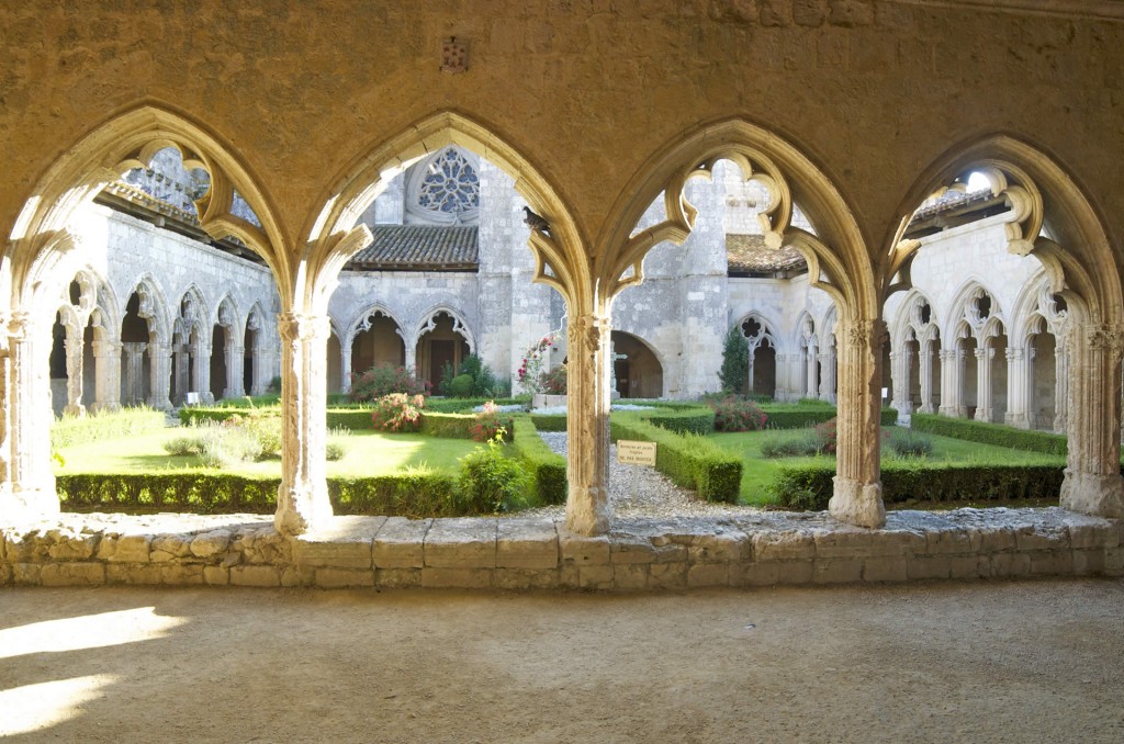 cloître de la collégiale - la romieu