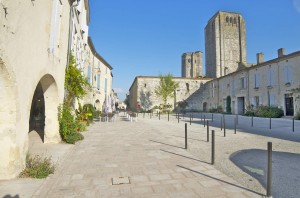 place du village - la romieu