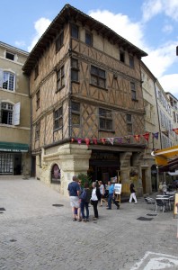 centre historique auch office du tourisme