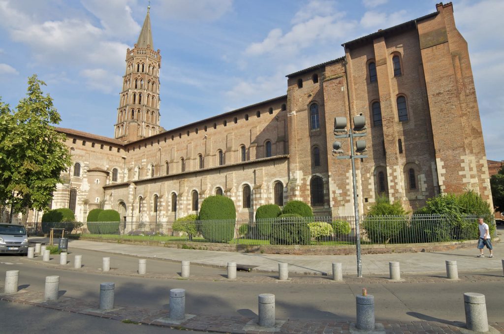 extérieur de la basilique saint-sernin