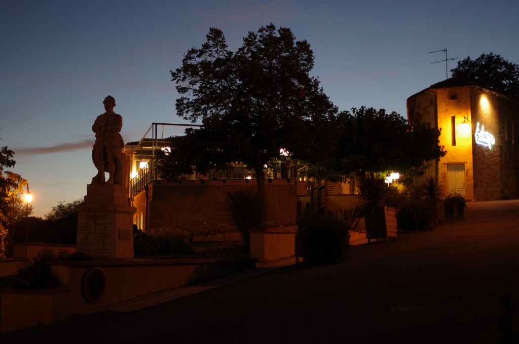 Bardigues de nuit en arrivant à l'auberge