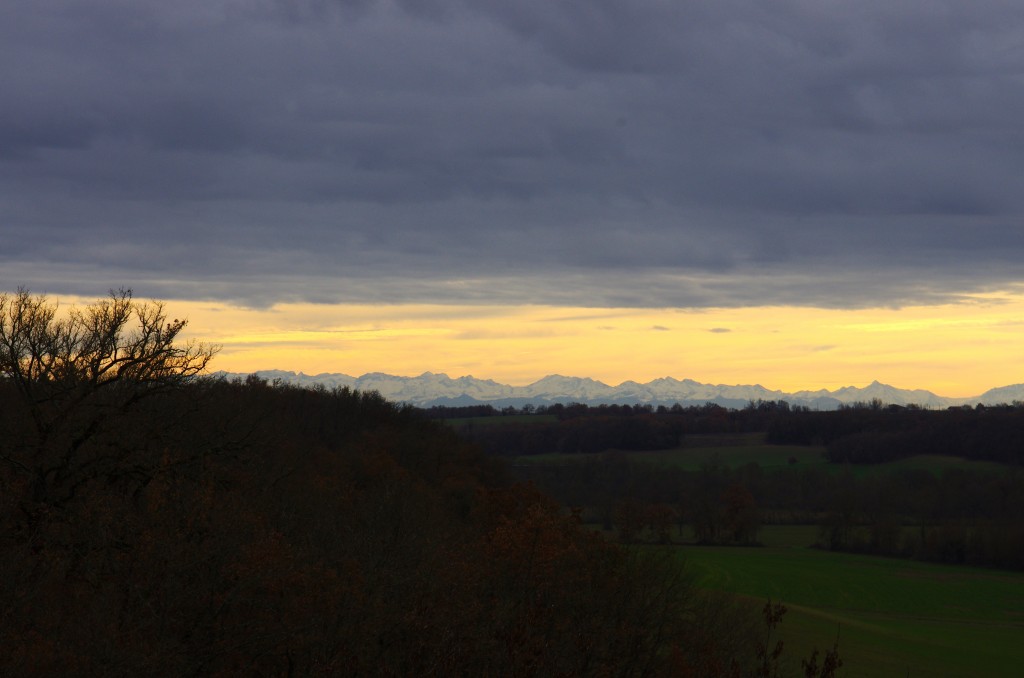 Vue côté sud, sur les Pyrénées...