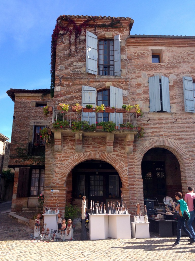 Auvillar, village de briques roses