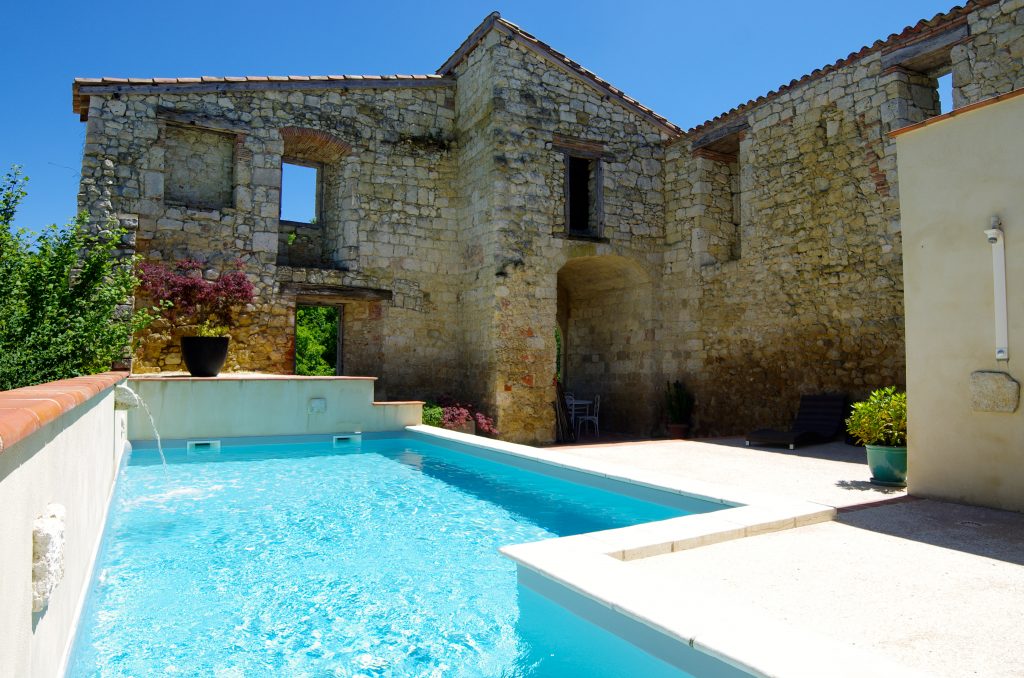 Piscine Chauffée du Grand gîte de charme